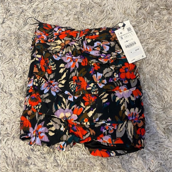 Zara Floral Skirt - Picture 1 of 2